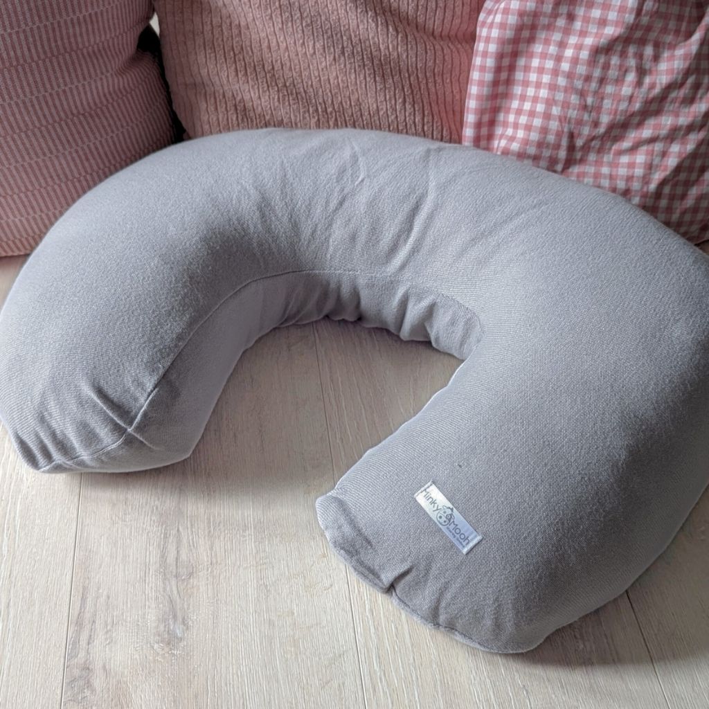 Nursing pillow made of organic cotton Minky Mooh